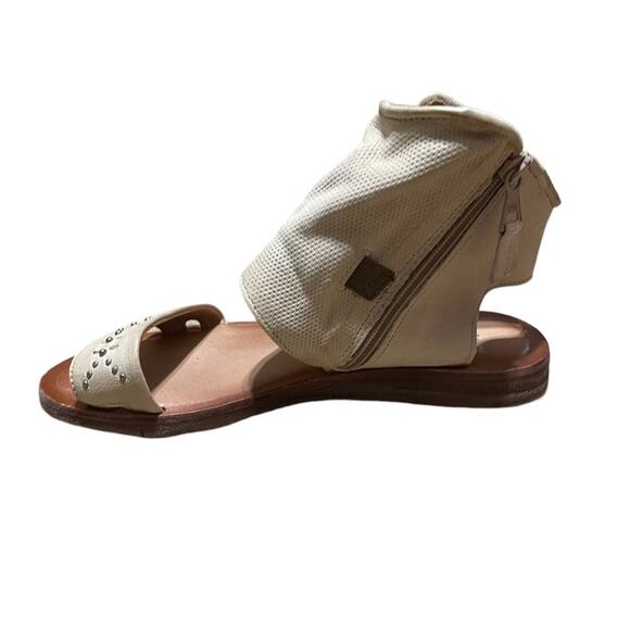Miz Mooz Leather Wide Width Sandals - Forge - Size EU 38W / 7.5 - 8 Wide NEW - Picture 3 of 8